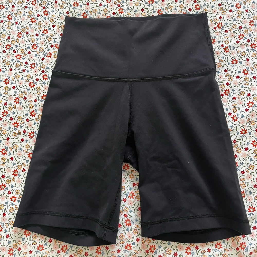 TNA Butter Shorts High-Rise 7”